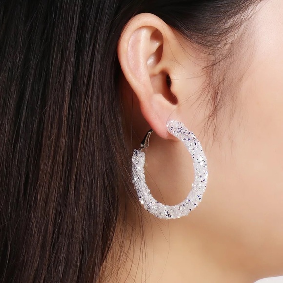 White Glitter Cubic zirconia hoop Earring - Picture 11 of 11